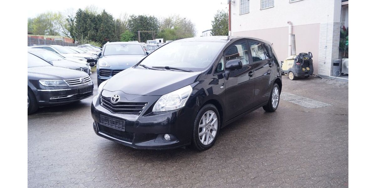 Toyota Verso 284.240 km 2.990 &euro; Ingelheim 55218