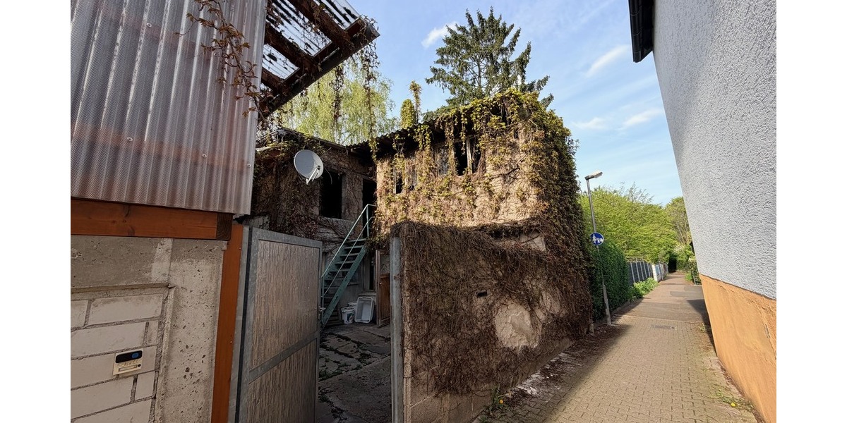 ***Sanierungsobjekt mit großem Potenzial in Mainz-Finthen, flexible Nutzungsmöglichkeiten*** - Einfamilienhaus Mainz Finthen | Angebot:26262022