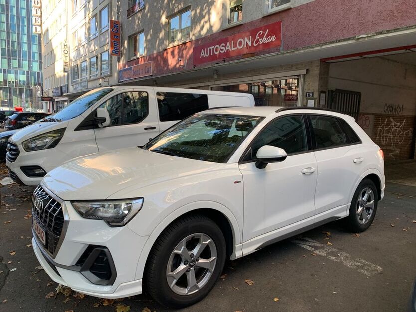 Audi Q3 165.800 km 19.990 € Frankfurt am Main 60327