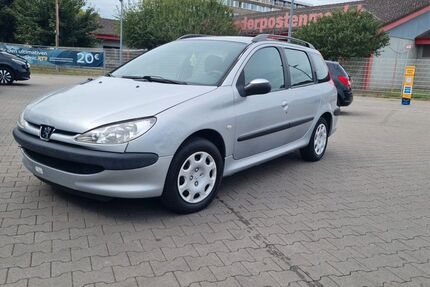 Peugeot 206 105.000 km 1.999 € Mainz kastel 55252
