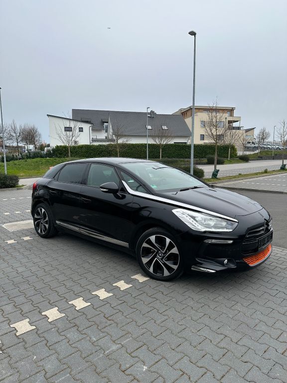 DS5