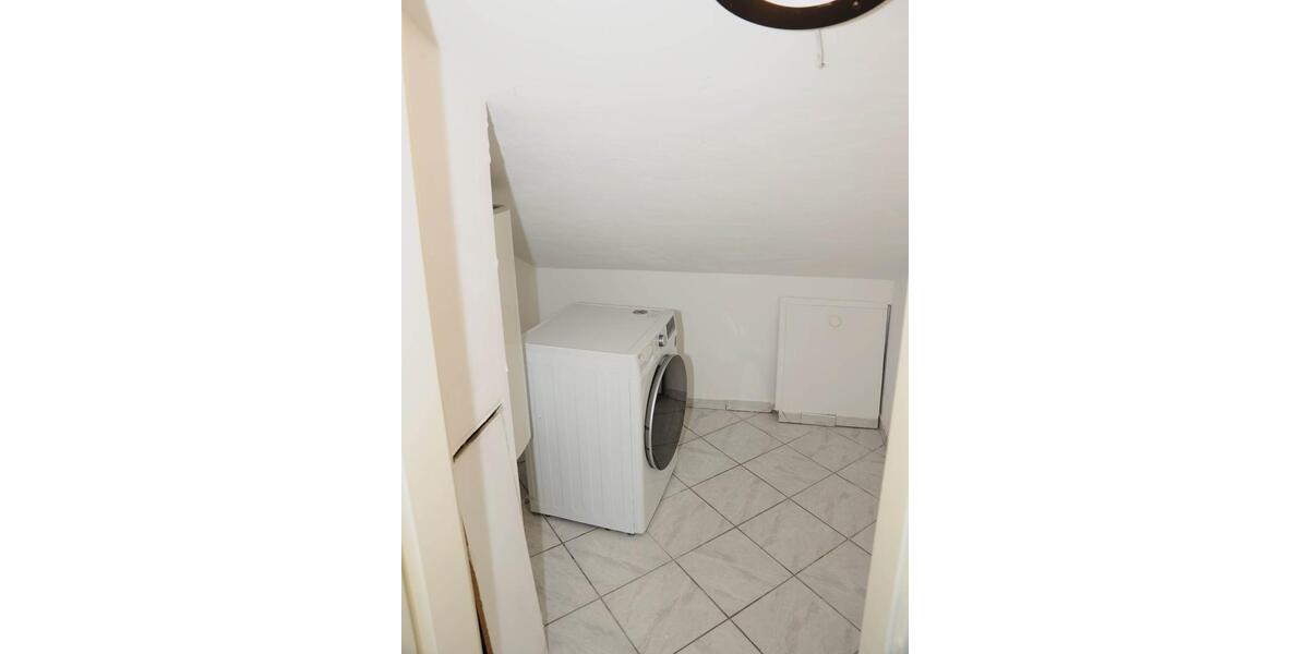 Dachgeschoßwohnung Mainz Ebersheim - 2 Zimmer, 58 m&sup2;, 760&euro; | Angebot:26312470