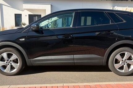 Opel Grandland (X) 72.000 km 12.500 € Nieder-Olm 55268