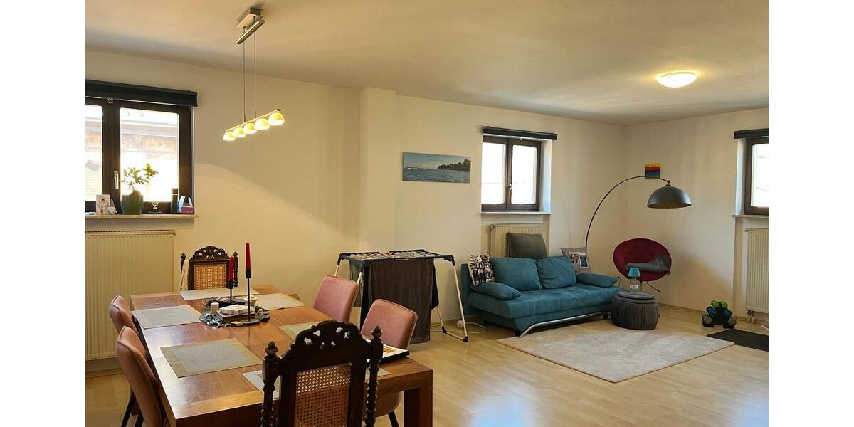 Dachgeschoßwohnung Wiesbaden Südost - 2 Zimmer, 71 m&sup2;, 950&euro; | Angebot:26163480