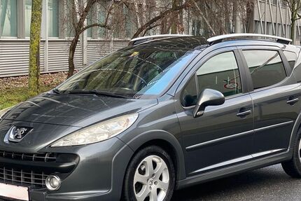 Peugeot 207 310.310 km 1.999 &euro; Rüsselsheim 65428