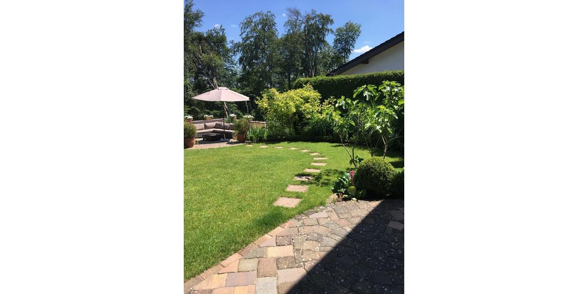 Einfamilienhaus Geisenheim - 7 Zimmer, 235 m&sup2;, 2.300&euro; | Angebot:26519150