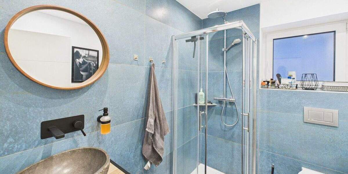 Modernes, hochwertig saniertes Einfamilienhaus mit individuellem Gestaltungspotential 5 zimmer