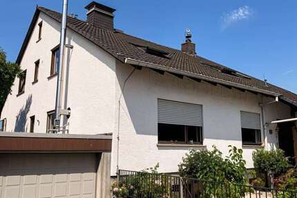 Haus zum Kaufen in Hofheim am Taunus 679.000 € 234 m² 8 zimmer