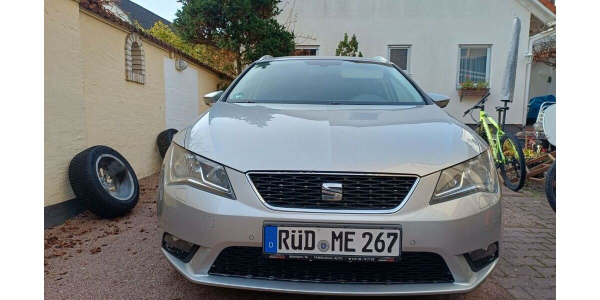 Seat Leon 111.000 km 9.900 € Taunusstein 65232