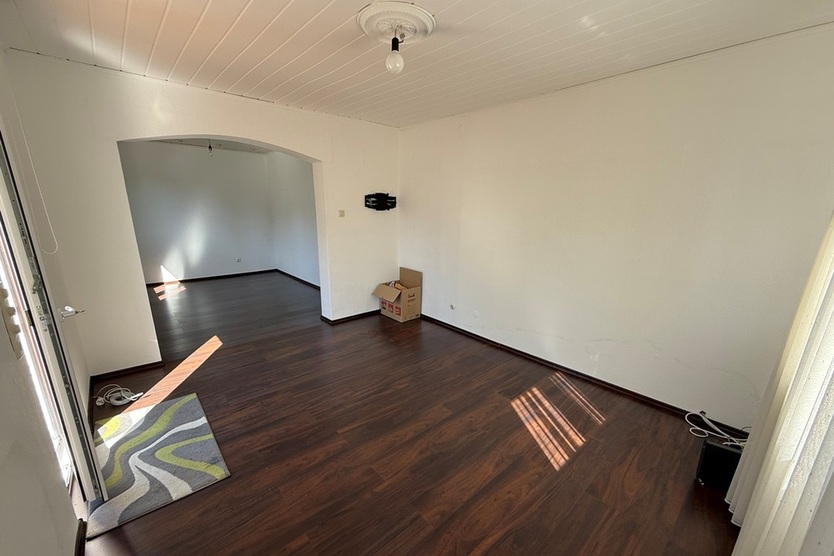 Eschborn: 2,5-Zimmer-Wohnung mit Gartenanteil in kleiner Wohneinheit und citynaher Lage 2.5 zimmer