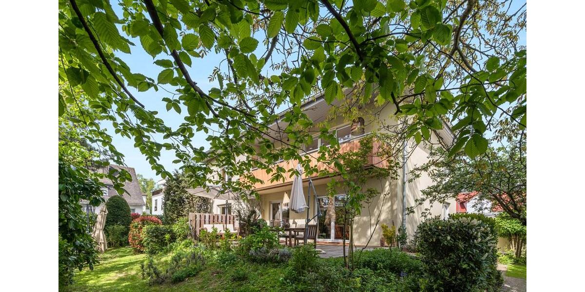 Einfamilienhaus Oberursel (Taunus) - 8 Zimmer, 310 m&sup2;, 1.590.000&euro; | Angebot:27086875
