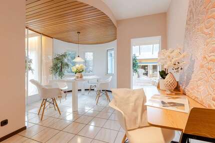 Haus Mainz Ebersheim - 12 Zimmer, 410 m&sup2;, 885.000&euro; | Angebot:26180041