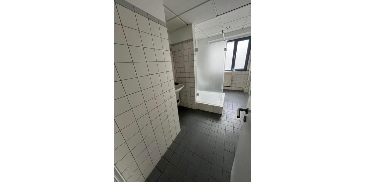 Sanierte 4-Zimmer-Wohnung in Mainz mit modernen Annehmlichkeiten 4 zimmer