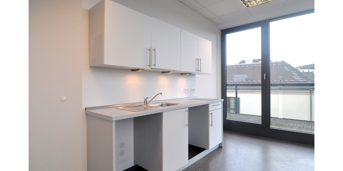 Praxisfläche mit Penthouse-Feeling im Ärztehaus - Gewerbeobjekt Königstein | Angebot:26339473