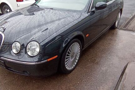 Jaguar S-Type 90.000 km 14.990 &euro; Wiesbaden 65199