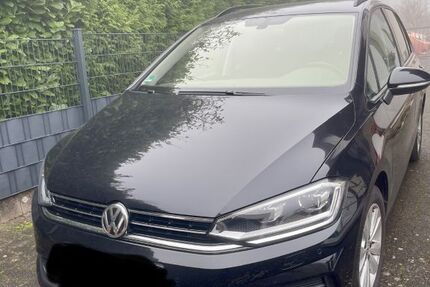 VW Golf Sportsvan 13.800 km 20.799 &euro; Kriftel 65830