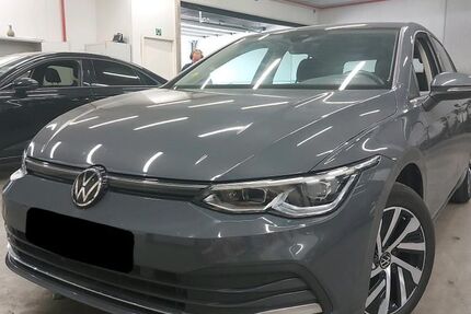 VW Golf 82.000 km 17.731 &euro; Kelkheim 65779
