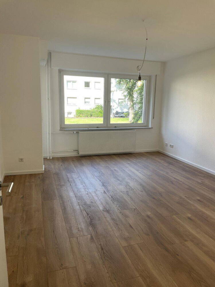 Stilvoll kernsaniert! 3-Zimmer-Wohntraum mit Stellplatz & Balkon