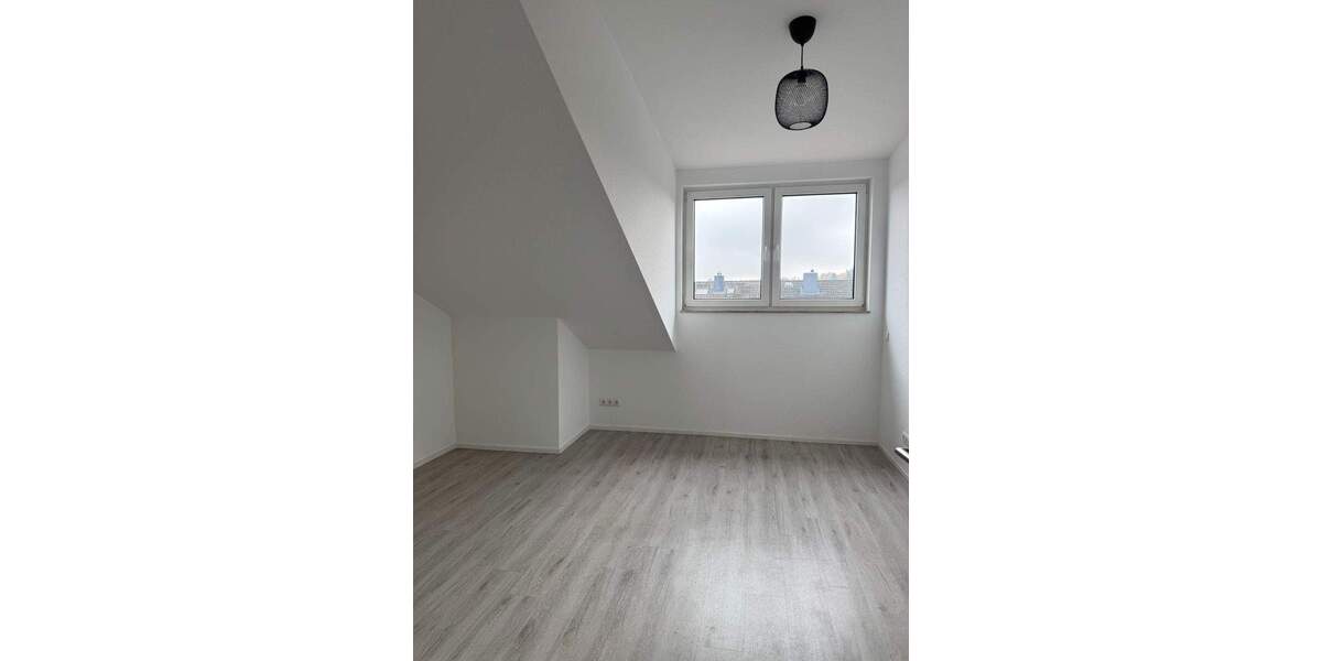 Etagenwohnung Mainz Mombach - 4 Zimmer, 135 m&sup2;, 610.000&euro; | Angebot:25796470