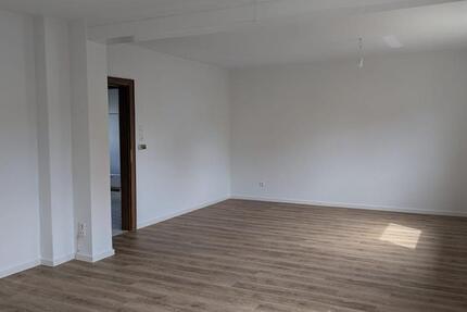 Wohnung Rüsselsheim am Main - 4.5 Zimmer, 110 m&sup2;, 1.485&euro; | Angebot:26322094