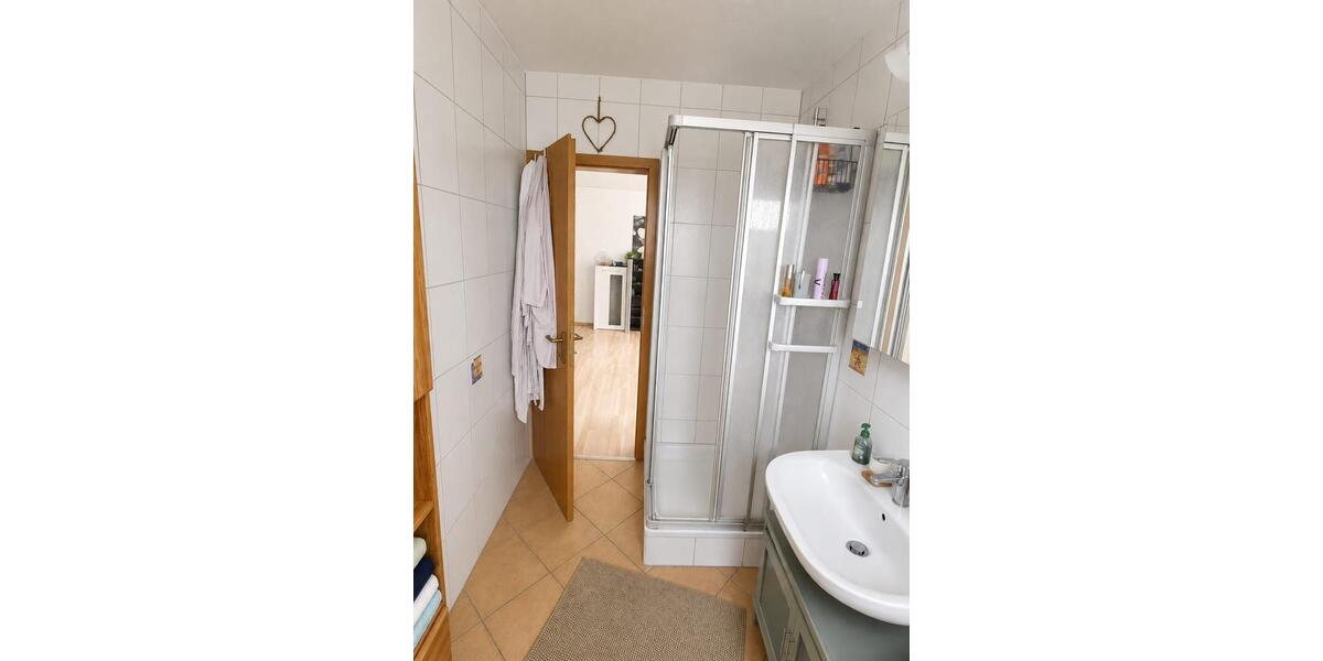 Dachgeschoßwohnung Bad Camberg - 2.5 Zimmer, 75 m&sup2;, 750&euro; | Angebot:26644170