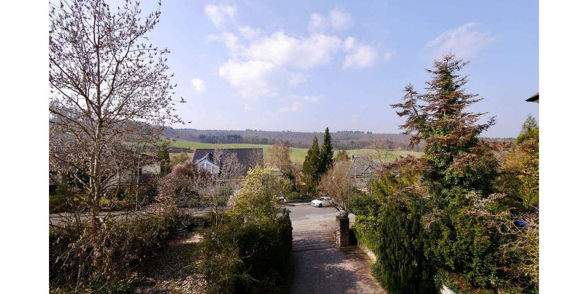 Etagenwohnung Taunusstein Hambach - 3 Zimmer, 83 m&sup2;, 225.000&euro; | Angebot:25666822