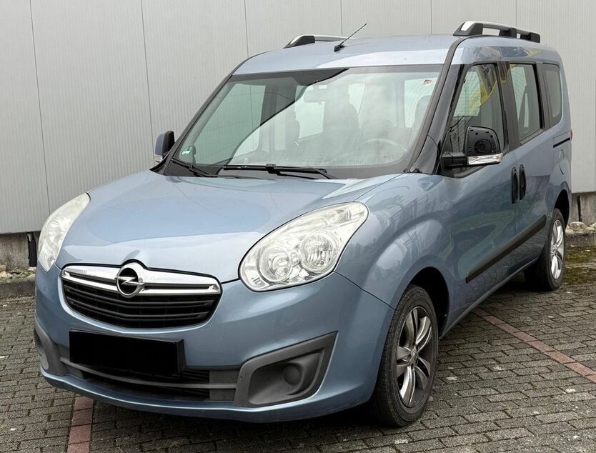 Opel Combo 245.199 km 3.700 € Nieder-Eschbach 60437