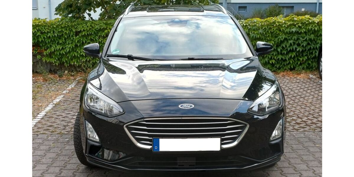 Ford Focus 59.000 km 12.000 &euro; Wiesbaden 65189