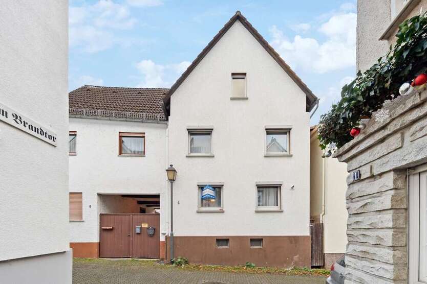 Haus zum Kaufen in Hünfelden 135.000 € 104 m²