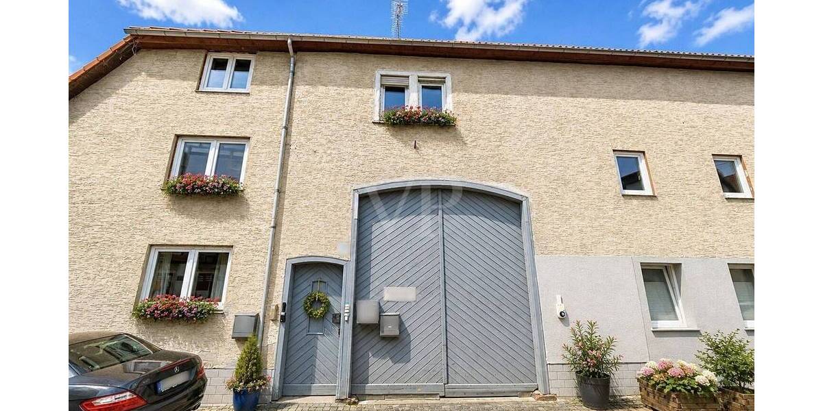 Mehrfamilienhaus, Wohnhaus Hofheim am Taunus Wallau - 7 Zimmer, 206 m&sup2;, 360.000&euro; | Angebot:26475050