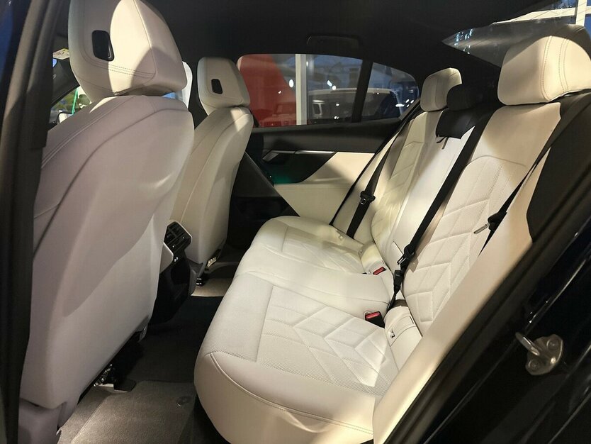 BMW 530e M Sport |Nur 3.TKM|Tansanit-Bau II|Traum 3.498 km 58.999 € Mainz-Kostheim 55246