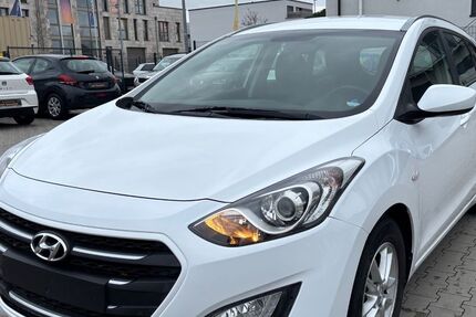 Hyundai i30 85.000 km 9.350 &euro; Kelkheim 65779