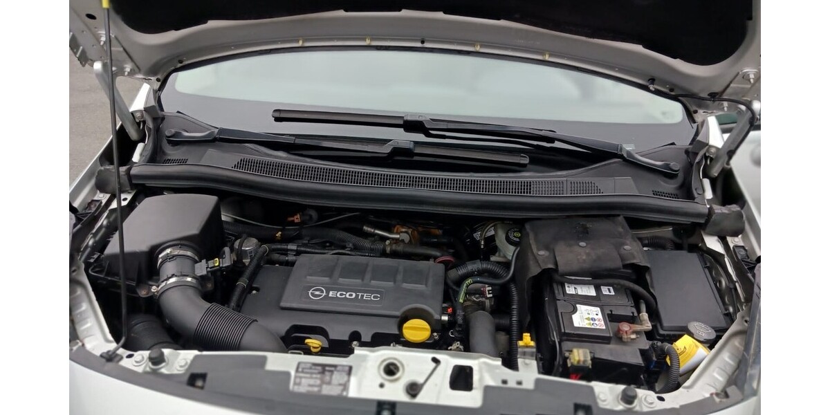 Opel Meriva 83.000 km 6.999 € Oestrich-Winkel 65375