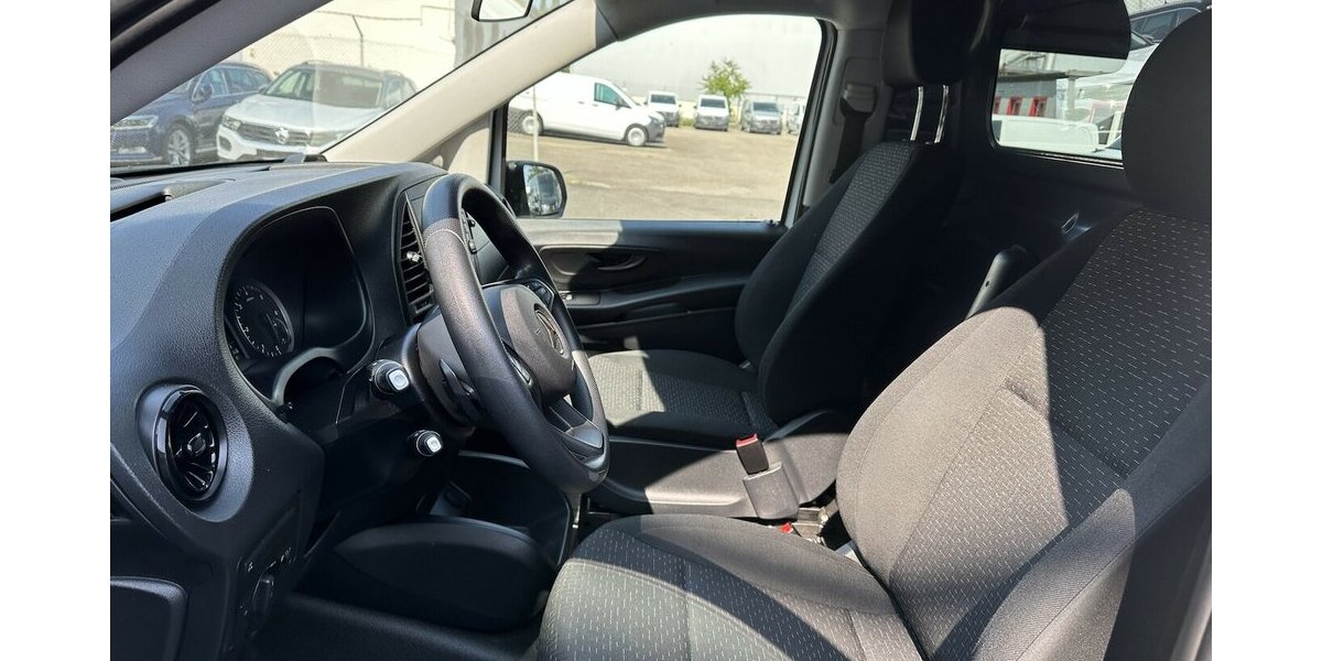 Mercedes-Benz Vito Kasten 114 CDI RWD kompakt Regaleinbau 212.097 km 15.946 &euro; Mainz 55122