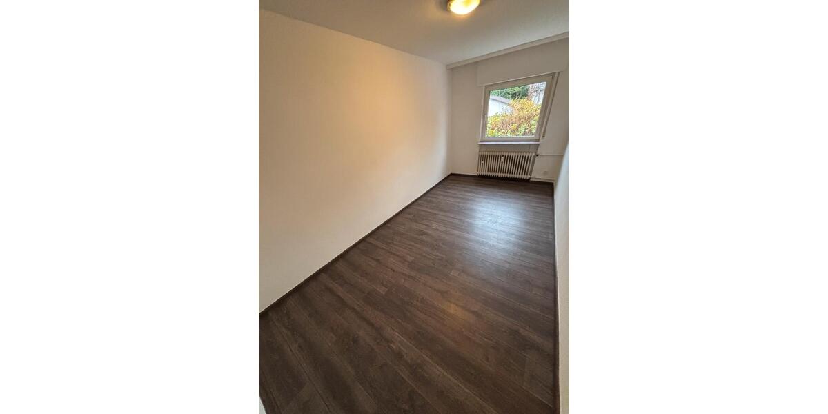 Hochparterre Hattersheim am Main - 4 Zimmer, 73 m&sup2;, 293.000&euro; | Angebot:24853073