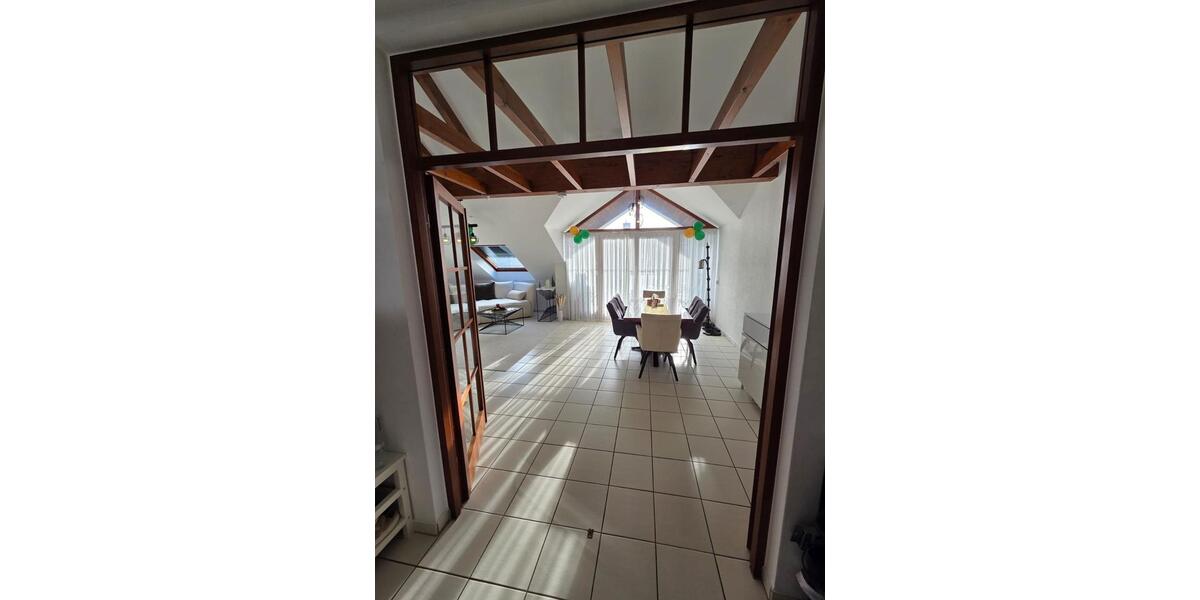 Provisionsfrei: 3-Zimmer - Wohnung mit Loggia & Waldblick 3 zimmer