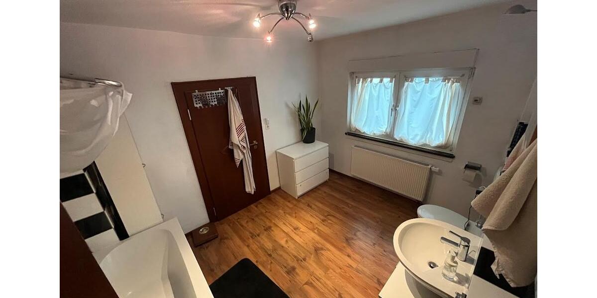 Einfamilienhaus Wiesbaden Dotzheim - 6 Zimmer, 98 m&sup2;, 495.000&euro; | Angebot:24653226