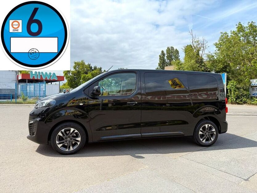 Zafira Life