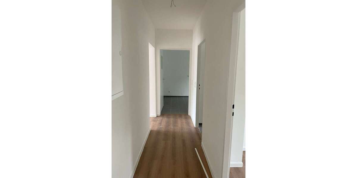 Etagenwohnung Hattersheim - 3 Zimmer, 65 m&sup2;, 740&euro; | Angebot:27009188