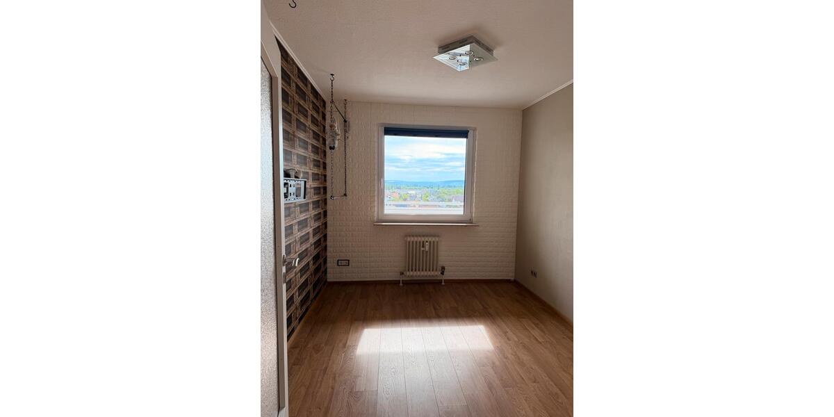 Etagenwohnung Ingelheim am Rhein - 4 Zimmer, 100 m&sup2;, 320.000&euro; | Angebot:26556486