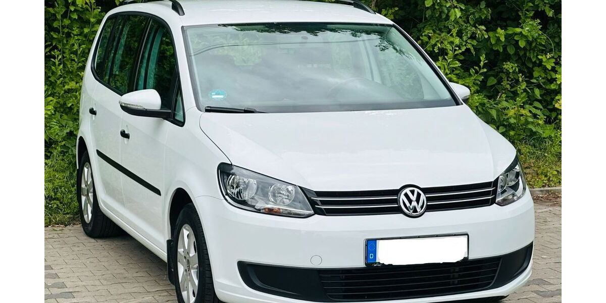 VW Touran 136.000 km 7.500 &euro; Kriftel 65830