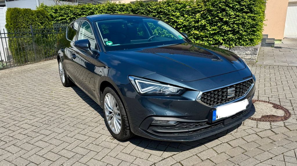 Seat Leon 72.000 km 16.900 &euro; Wiesbaden 65185