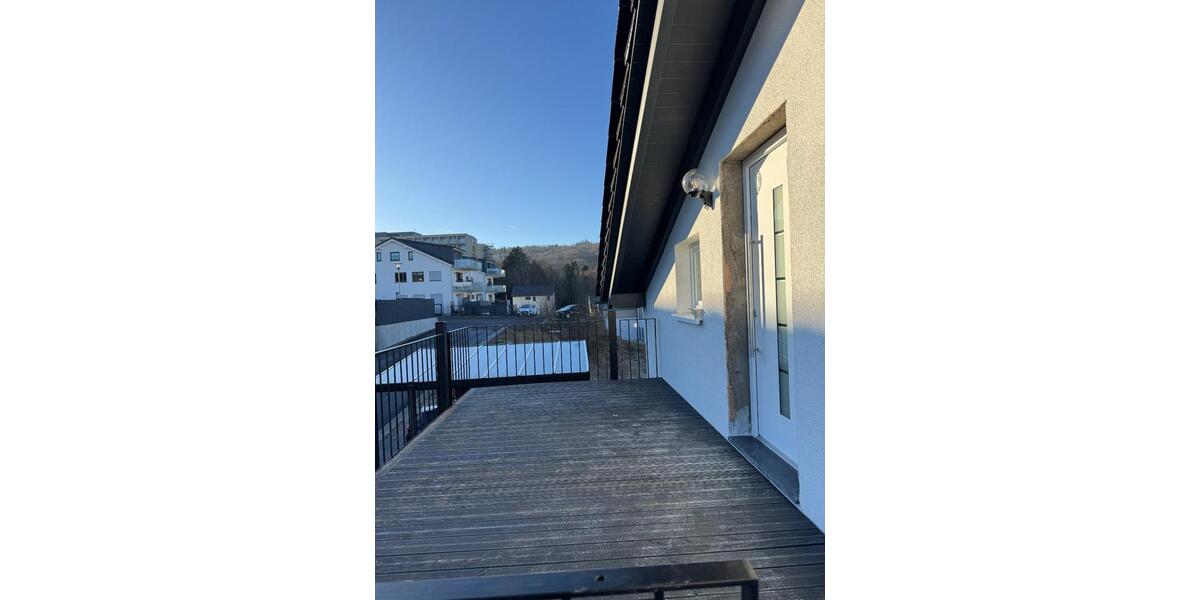 3-Zimmer-Dachgeschosswohnung mit großem Balkon (Neubau) 3 zimmer