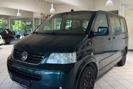 VW T5 Transporter 290.000 km 7.999 &euro; Selters 65618