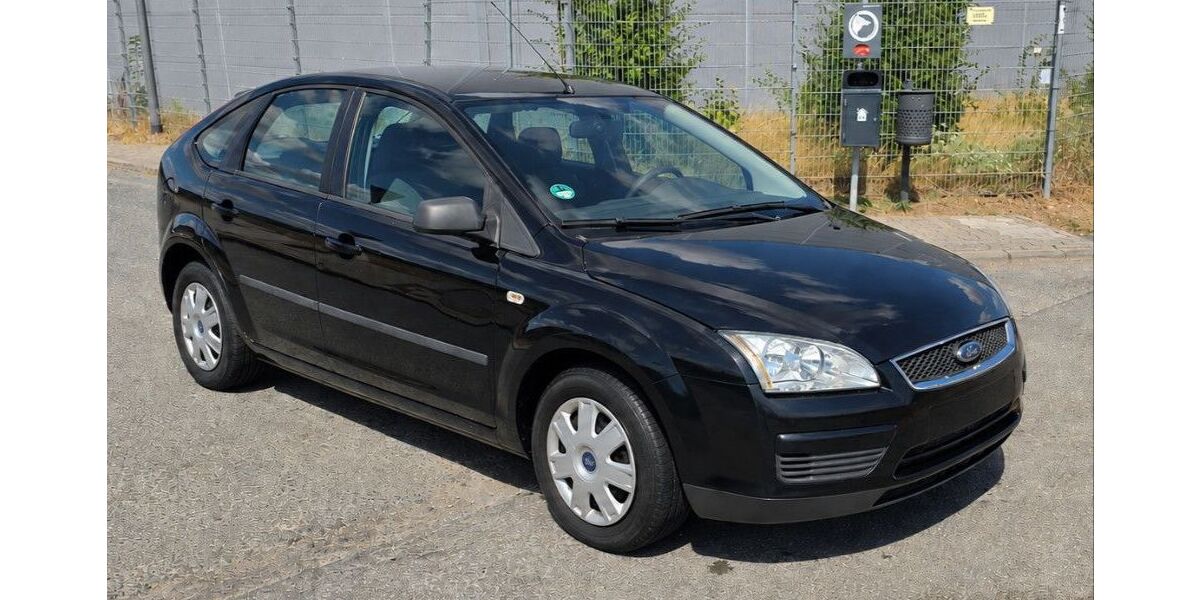 Ford Focus 123.000 km 3.790 &euro; Bad Camberg 65520