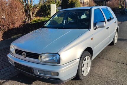 VW Golf 138.900 km 1.550 &euro; Selters 65618