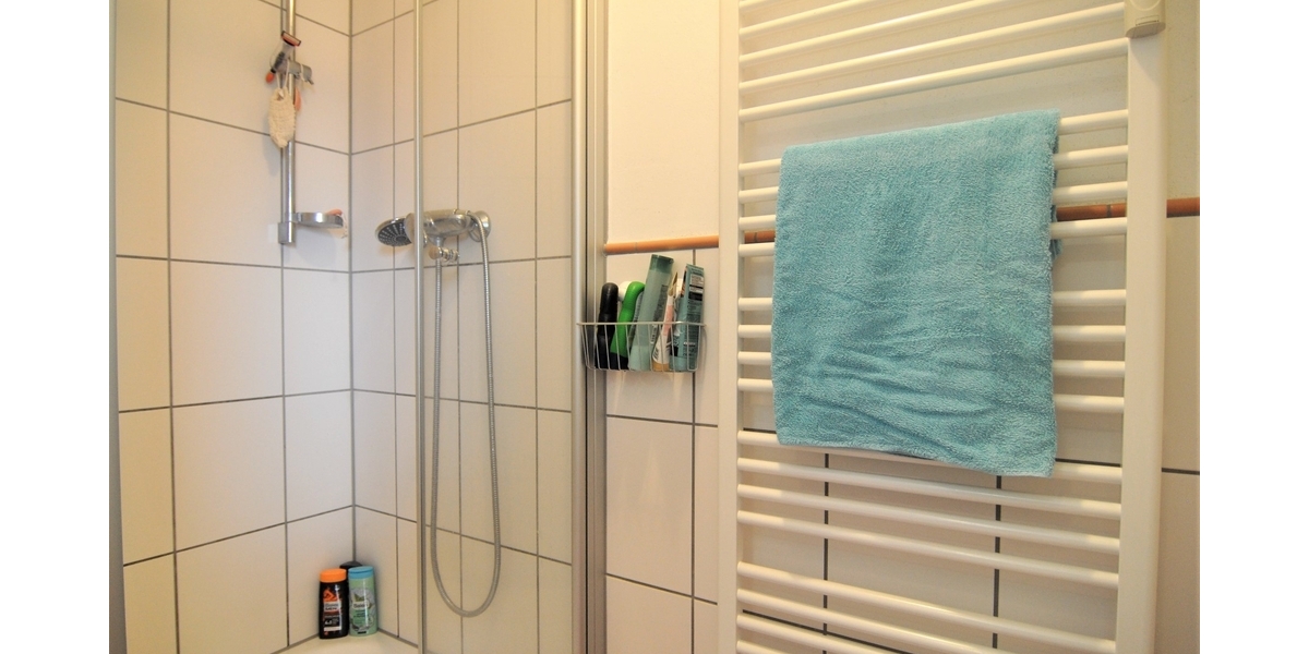 Mehrfamilienhaus mit Bauplatz in Ruppertshain - Mehrfamilienhaus, Wohnhaus Kelkheim | Angebot:23618439