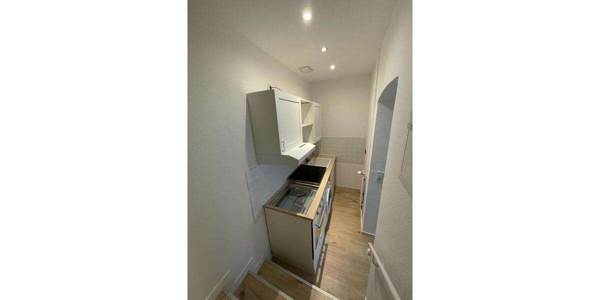 Etagenwohnung Wiesbaden Biebrich - 2 Zimmer, 59 m&sup2;, 1.150&euro; | Angebot:25367154