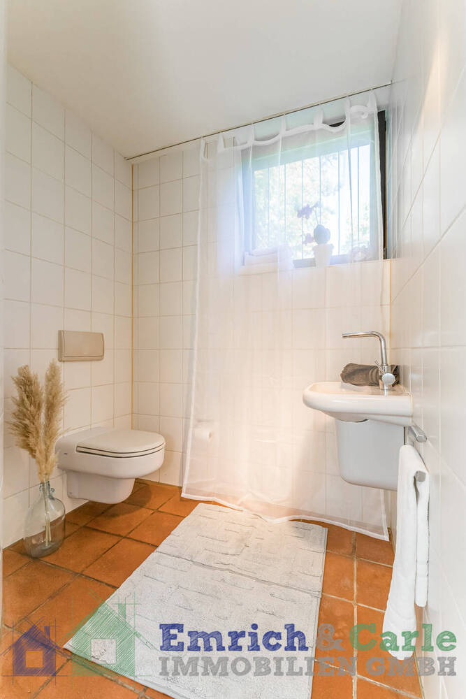 Einzigartiges Architektenhaus mit EinliegerWohnung in begehrter Lage von Mainz-Laubenheim