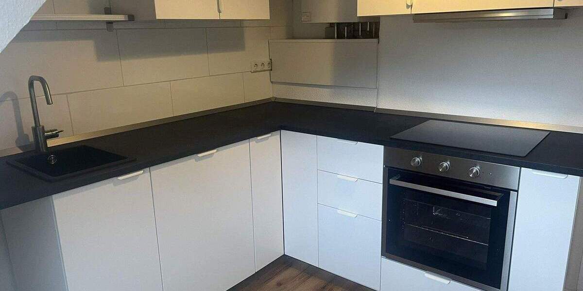 Etagenwohnung Wiesbaden Mitte - 2 Zimmer, 70 m&sup2;, 940&euro; | Angebot:25399372